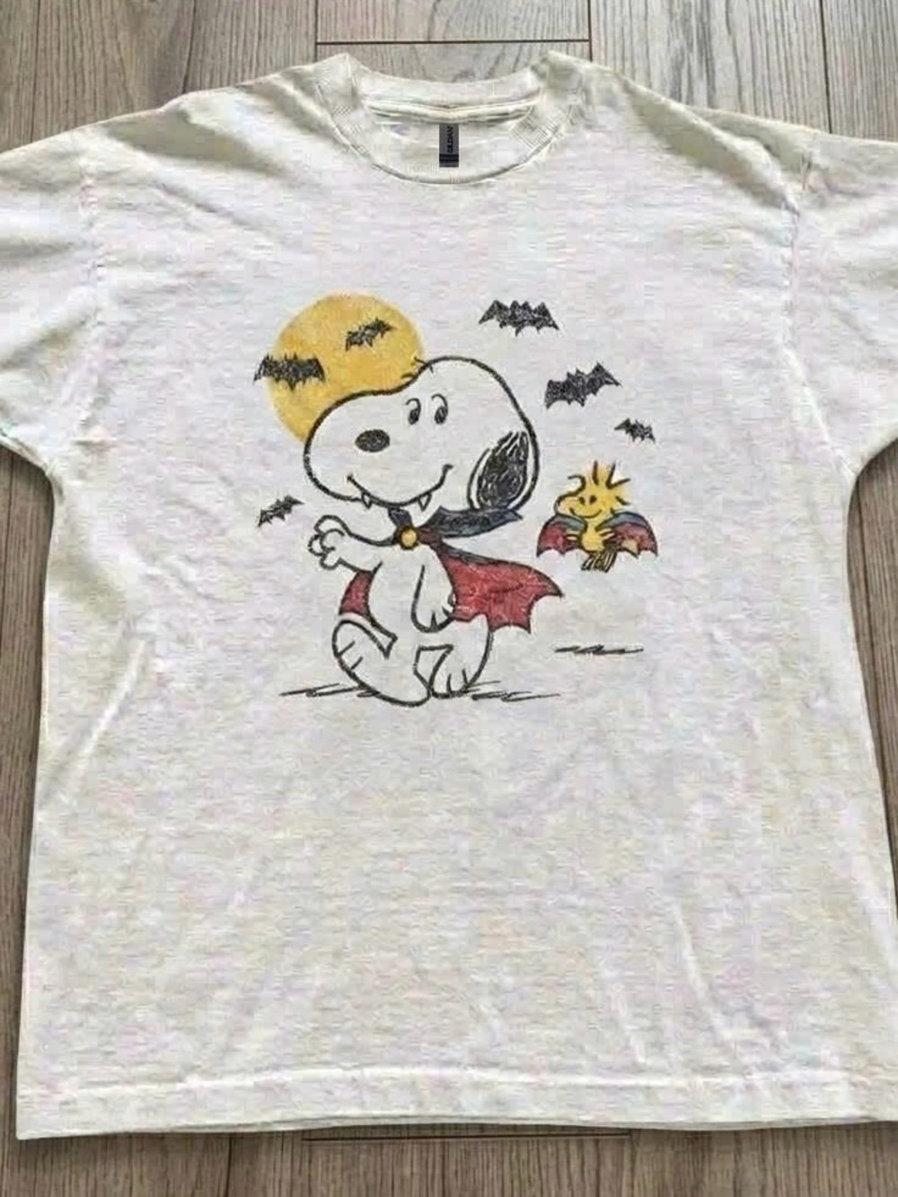 Gildan White Snoopy & Woodstock Vampire Graphic Tee